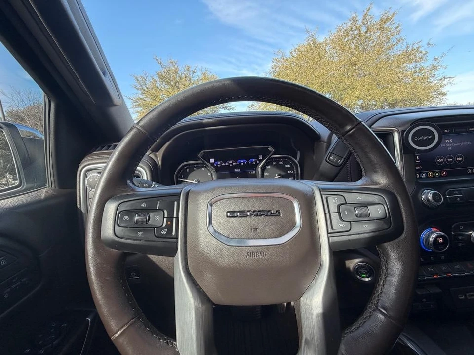 2020 GMC Sierra 5th Gen - Image 14 of 21