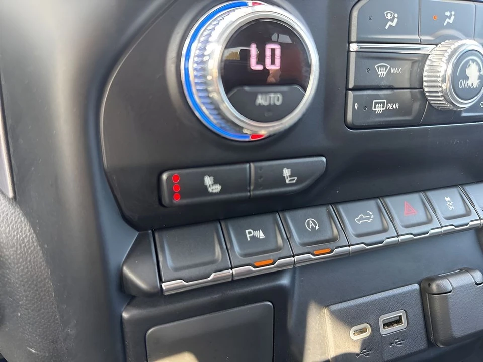 2020 GMC Sierra 5th Gen - Image 20 of 21