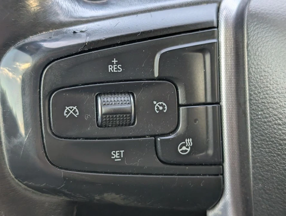 2020 GMC Sierra 5th Gen - Image 15 of 24