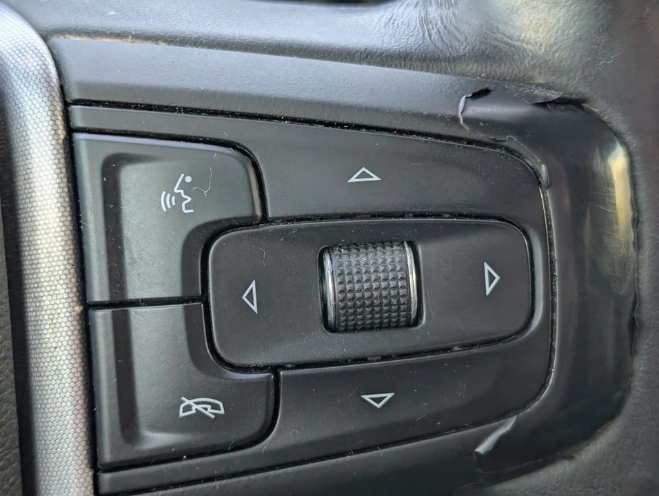 2020 GMC Sierra 5th Gen - Image 16 of 24