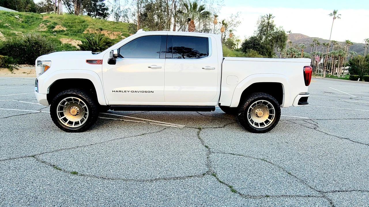 2020 GMC Sierra 5th Gen - Image 29 of 31