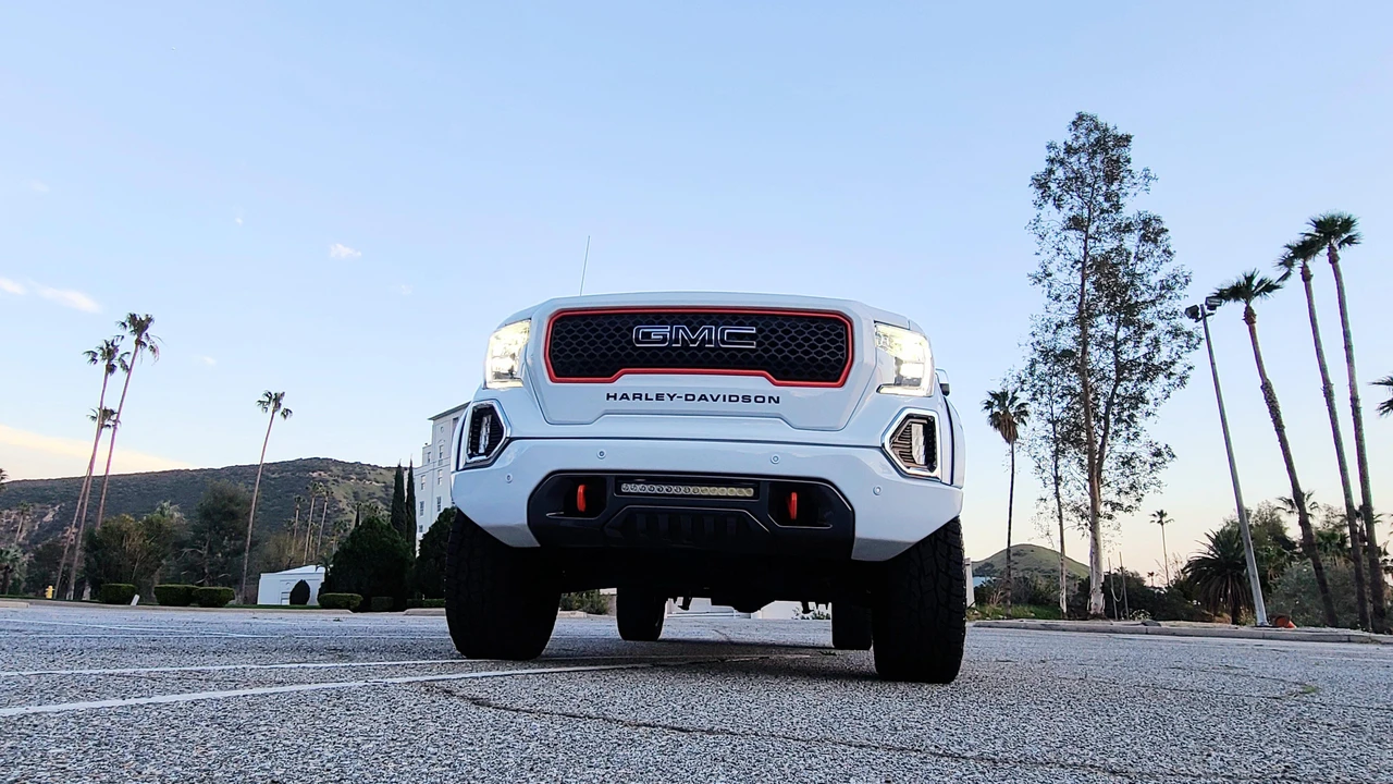 2020 GMC Sierra 5th Gen - Image 7 of 31