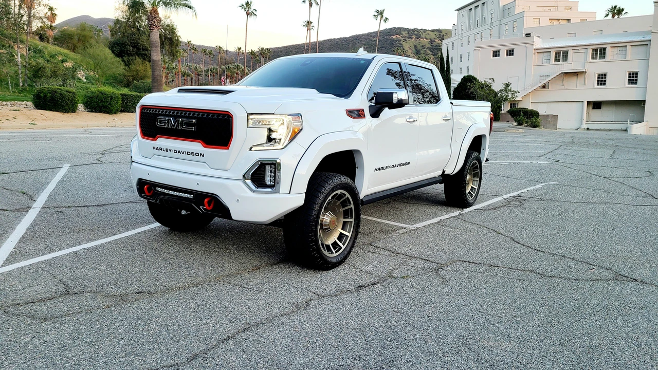 2020 GMC Sierra 5th Gen - Image 14 of 31