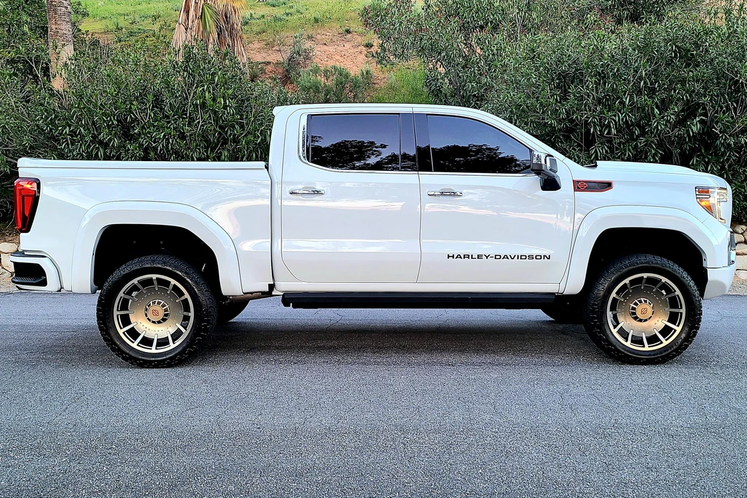 2020 GMC Sierra 5th Gen - Image 3 of 31