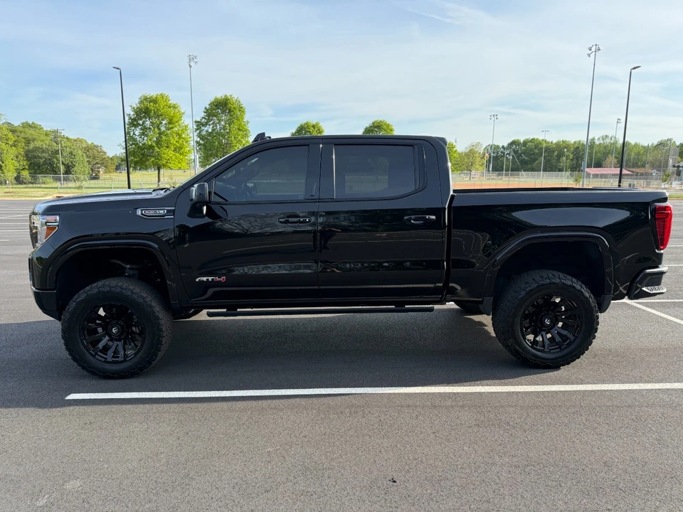 2020 GMC Sierra 5th Gen - Image 2 of 21