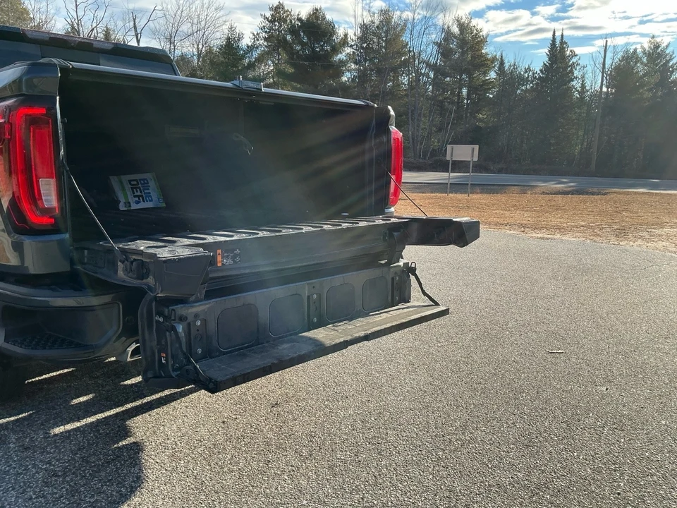 2020 GMC Sierra 5th Gen - Image 9 of 21