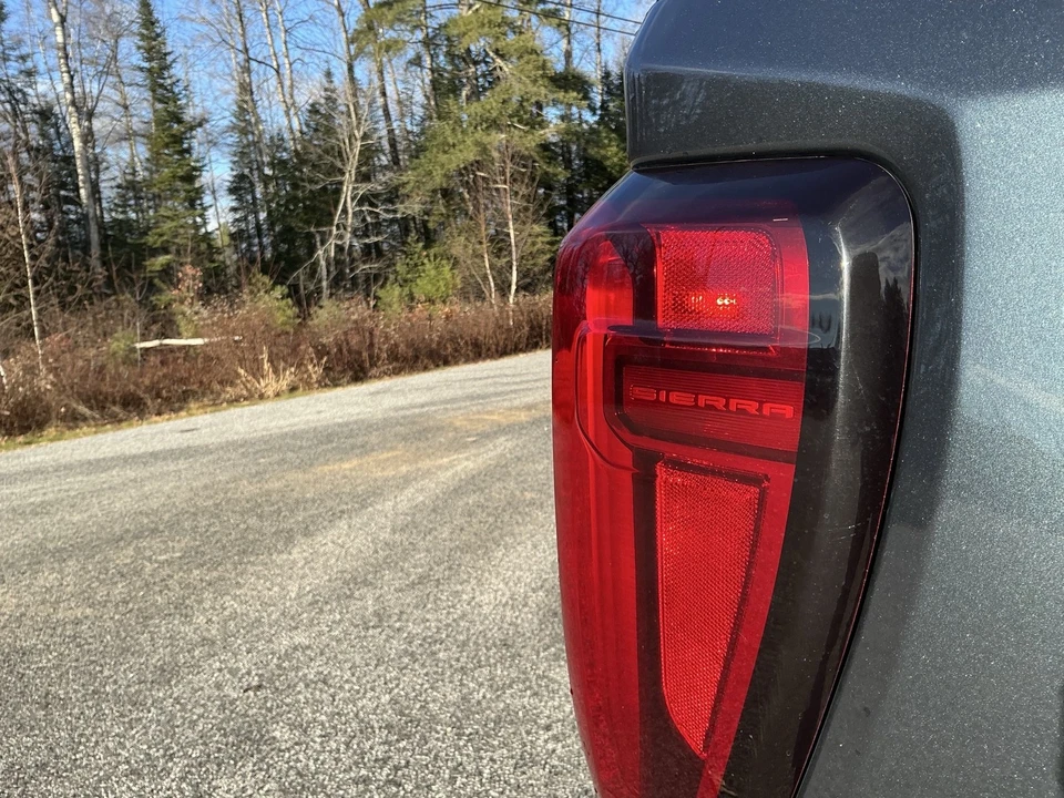 2020 GMC Sierra 4th Gen - Image 11 of 21