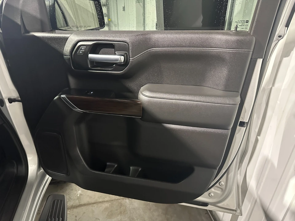 2020 GMC Sierra 4th Gen - Image 11 of 21