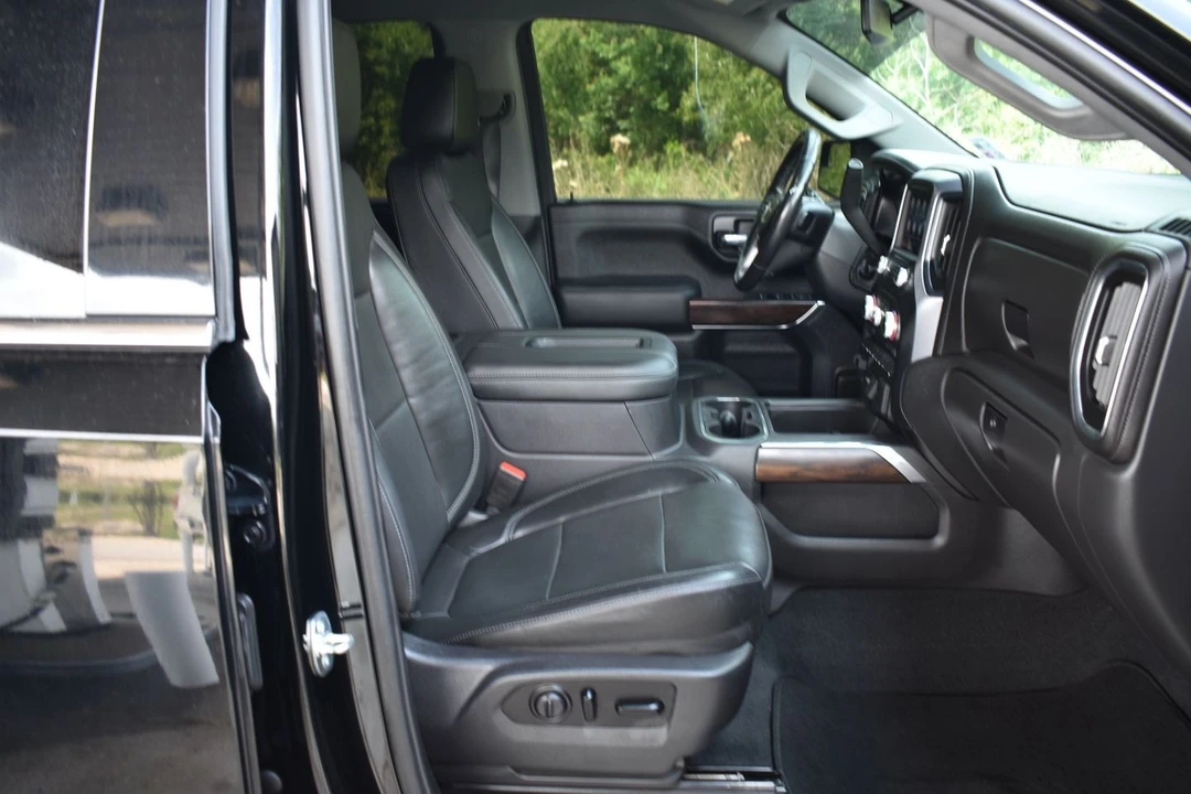 2020 GMC Sierra 5th Gen - Image 17 of 21