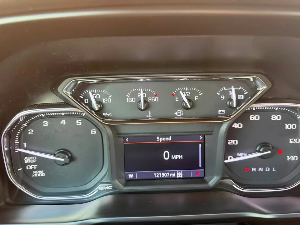 2020 GMC Sierra 5th Gen - Image 8 of 9