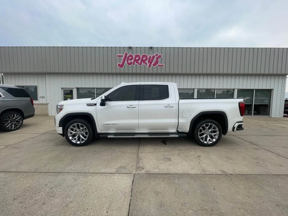 2020 GMC Sierra 5th Gen - Image 2 of 13