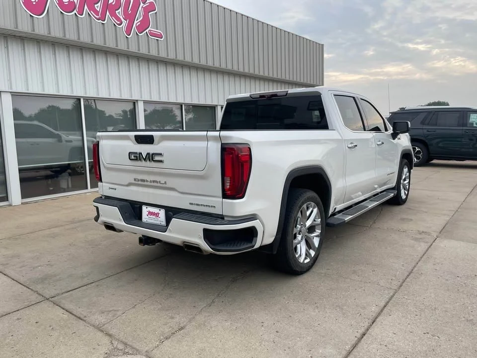 2020 GMC Sierra 5th Gen - Image 5 of 13