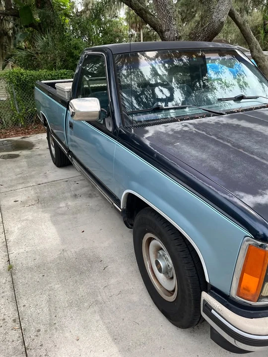 2020 GMC Sierra 5th Gen - Image 2 of 19