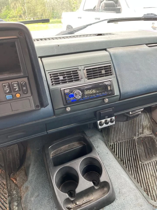 2020 GMC Sierra 5th Gen - Image 11 of 19