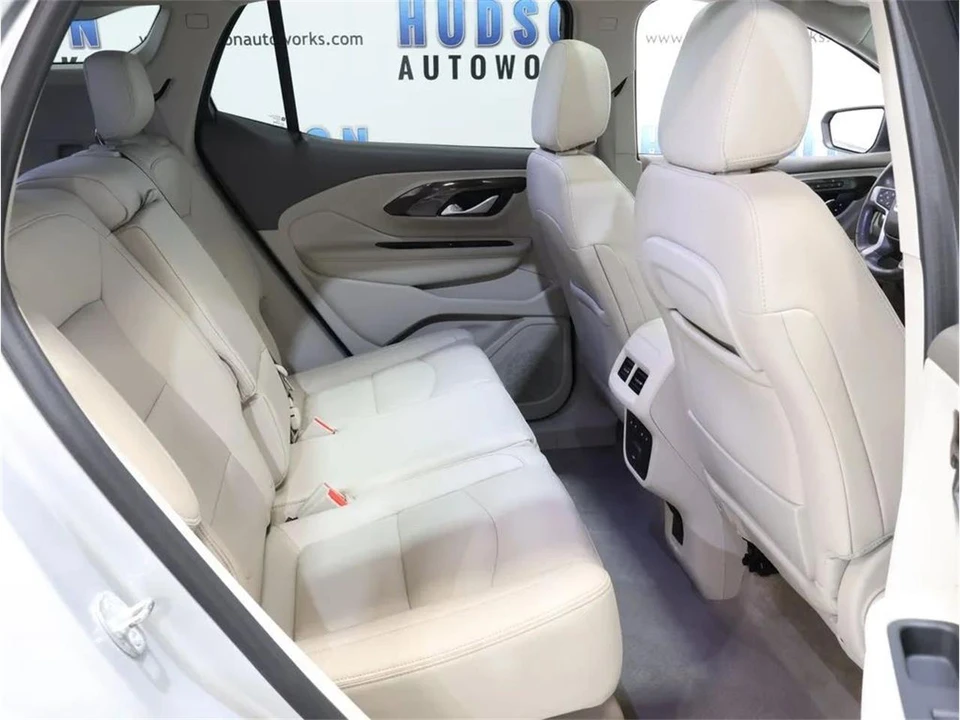 2020 GMC Terrain - Image 30 of 31