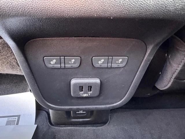 2020 GMC Terrain - Image 16 of 21
