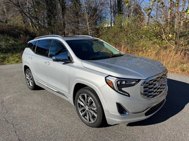 2020 GMC Terrain - Image 4 of 21