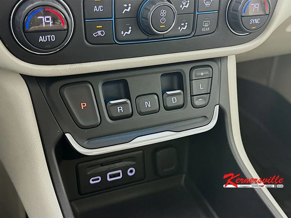 2020 GMC Terrain - Image 16 of 21