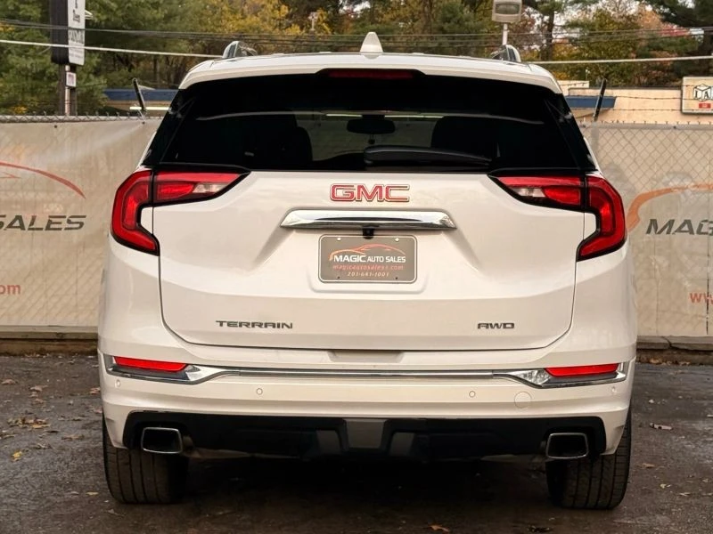 2020 GMC Terrain - Image 10 of 12