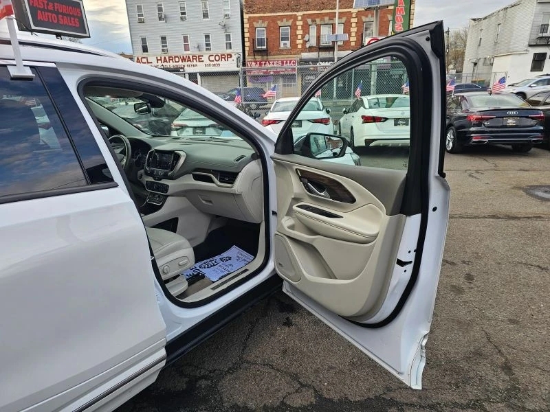 2020 GMC Terrain - Image 11 of 12