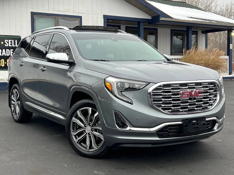 2020 GMC Terrain - Image 5 of 21