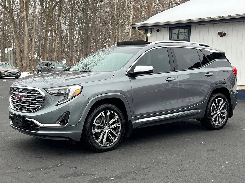 2020 GMC Terrain - Image 15 of 21