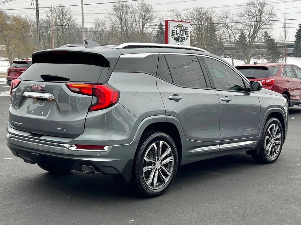 2020 GMC Terrain - Image 7 of 21
