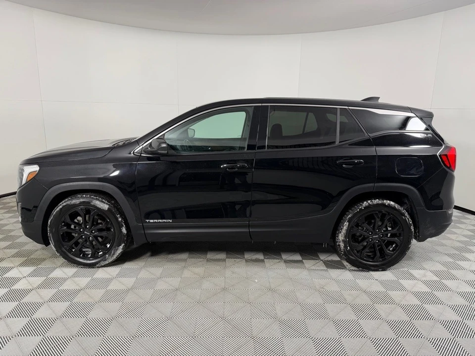 2020 GMC Terrain - Image 7 of 12
