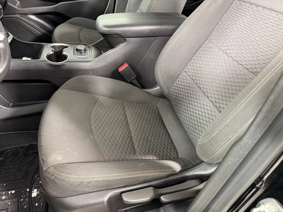 2020 GMC Terrain - Image 11 of 12