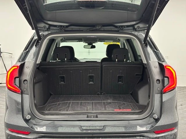 2020 GMC Terrain - Image 8 of 12