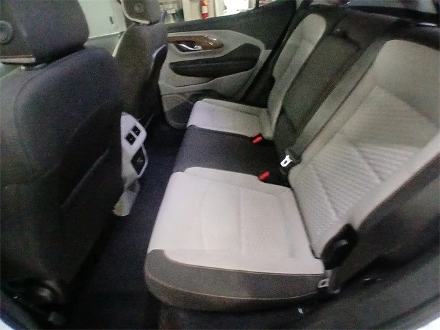 2020 GMC Terrain - Image 14 of 21