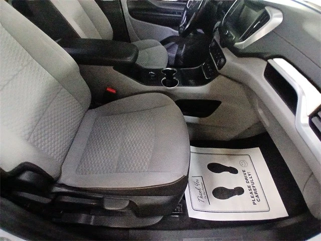 2020 GMC Terrain - Image 17 of 21
