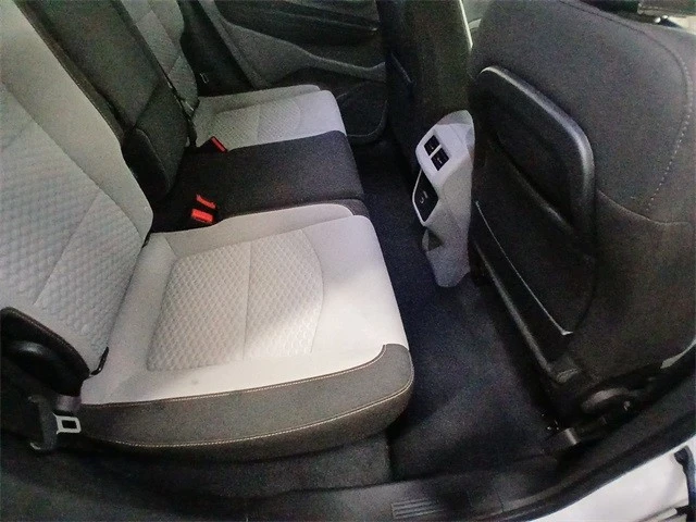 2020 GMC Terrain - Image 19 of 21