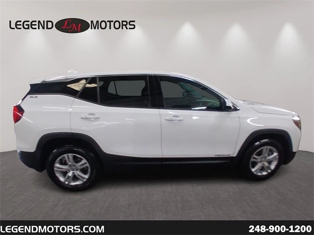 2020 GMC Terrain - Image 9 of 21