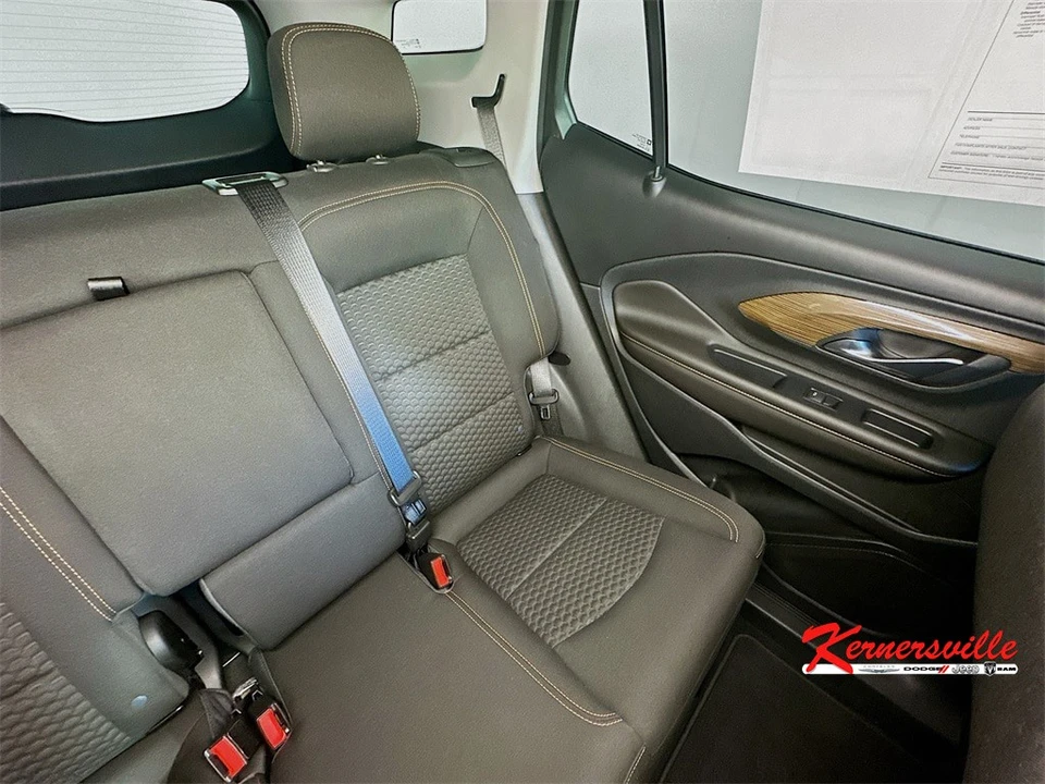 2020 GMC Terrain - Image 14 of 21