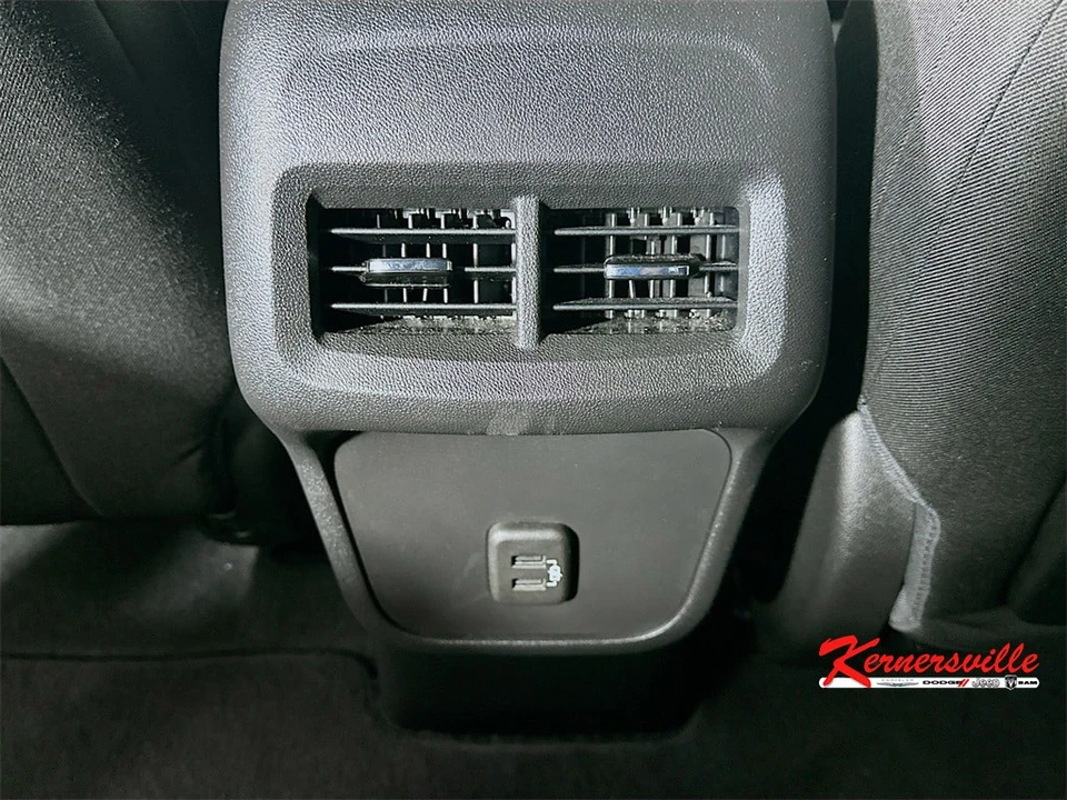 2020 GMC Terrain - Image 21 of 21