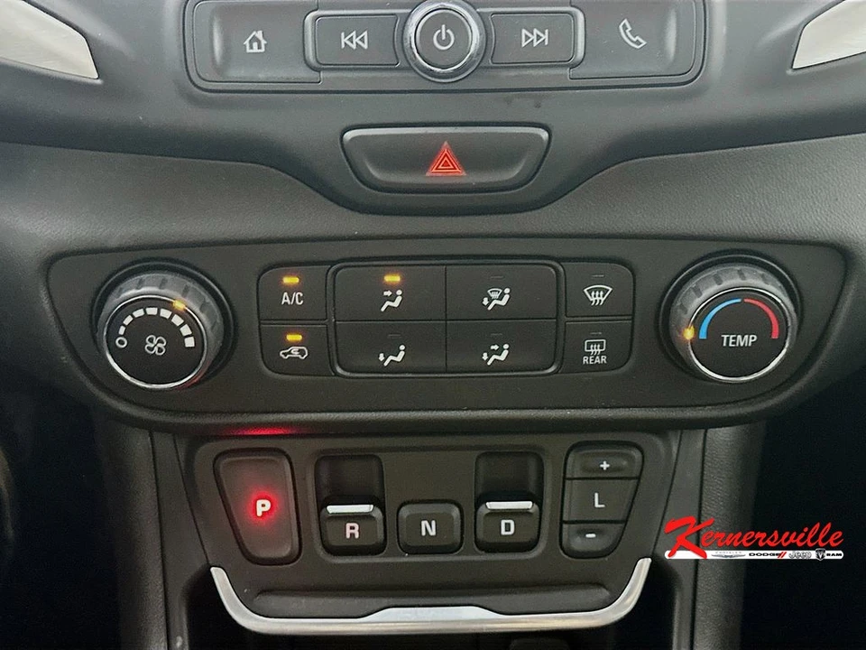 2020 GMC Terrain - Image 18 of 21
