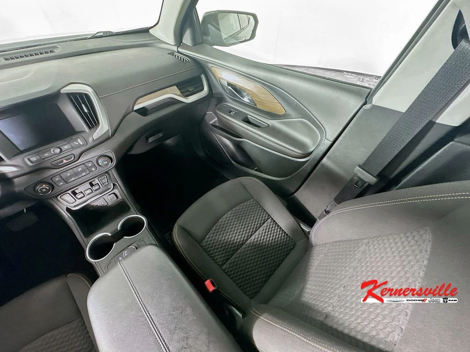2020 GMC Terrain - Image 11 of 21