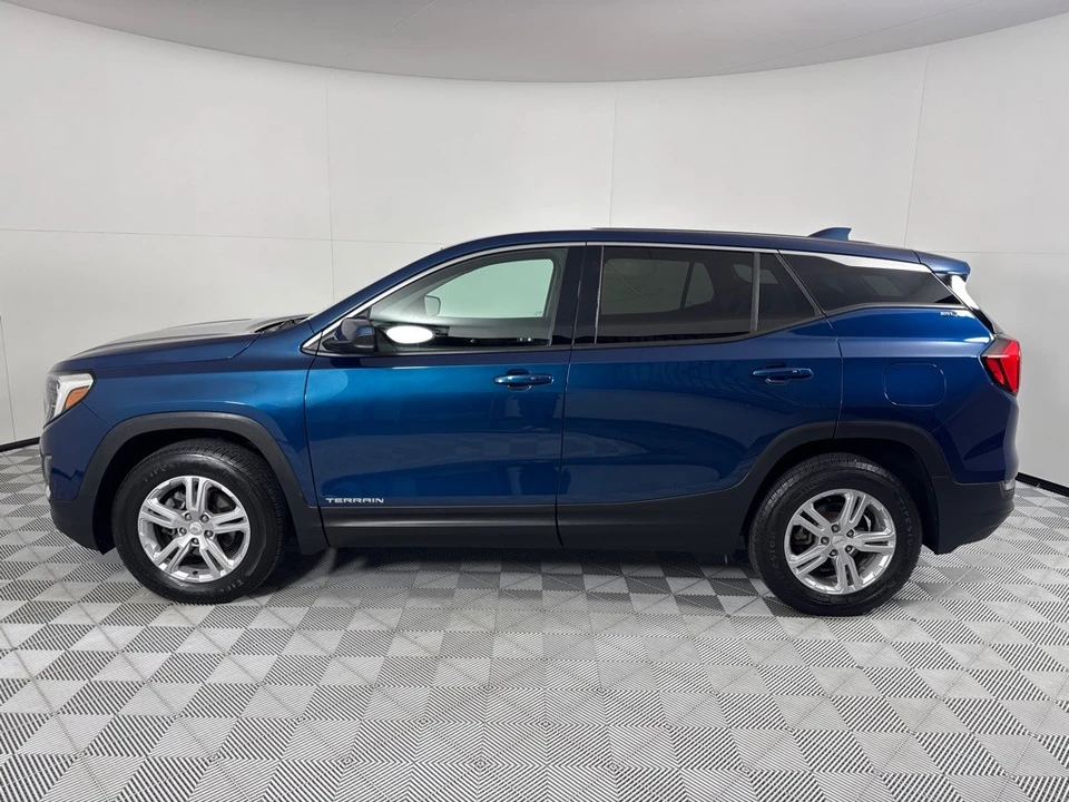 2020 GMC Terrain - Image 6 of 12