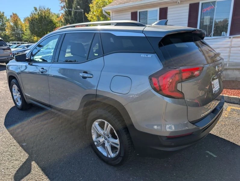 2020 GMC Terrain - Image 2 of 12
