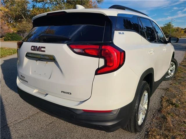 2020 GMC Terrain - Image 5 of 12