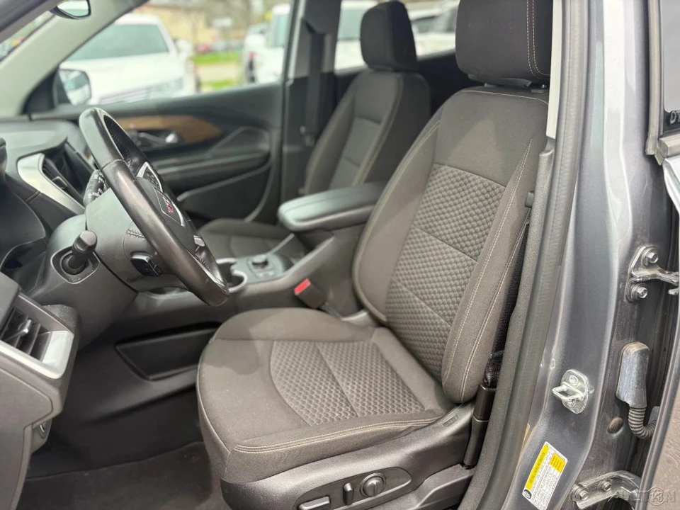 2020 GMC Terrain - Image 10 of 21
