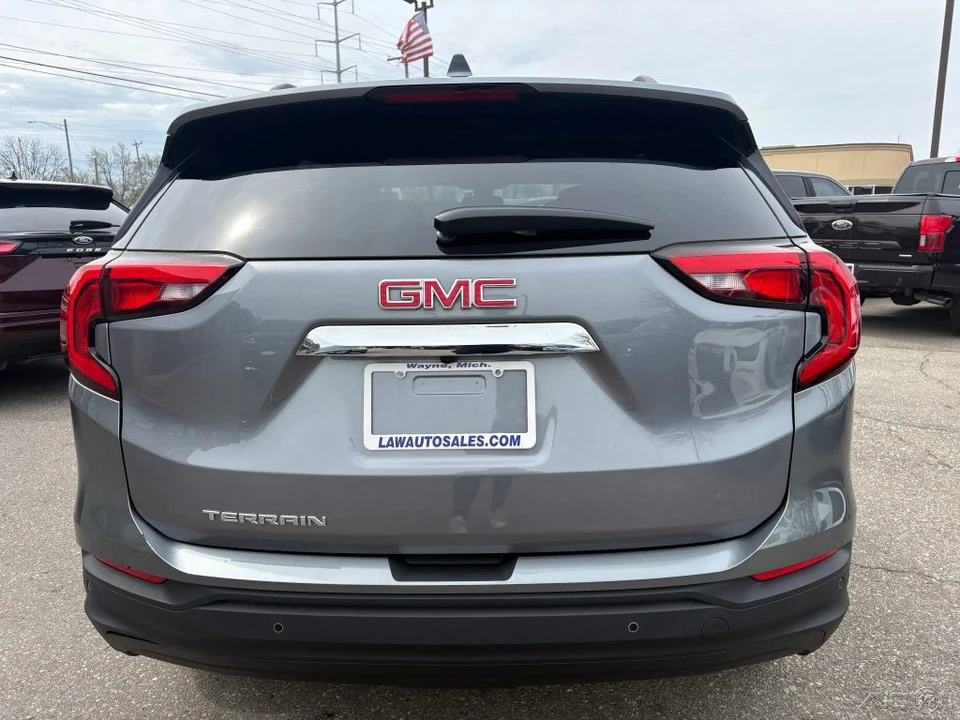 2020 GMC Terrain - Image 7 of 21