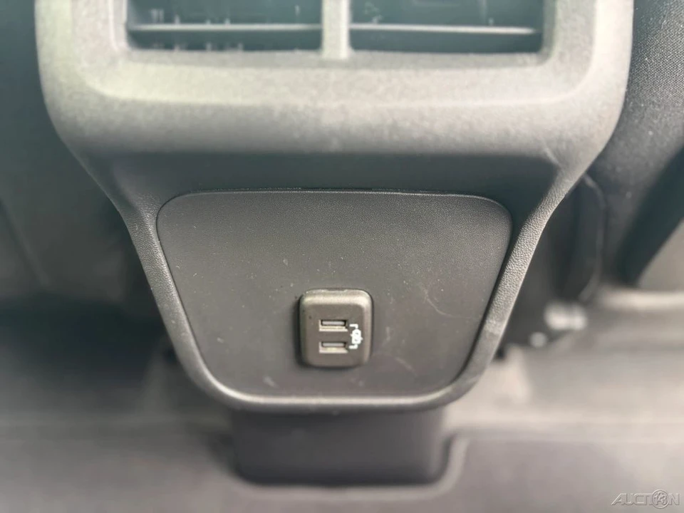 2020 GMC Terrain - Image 16 of 21
