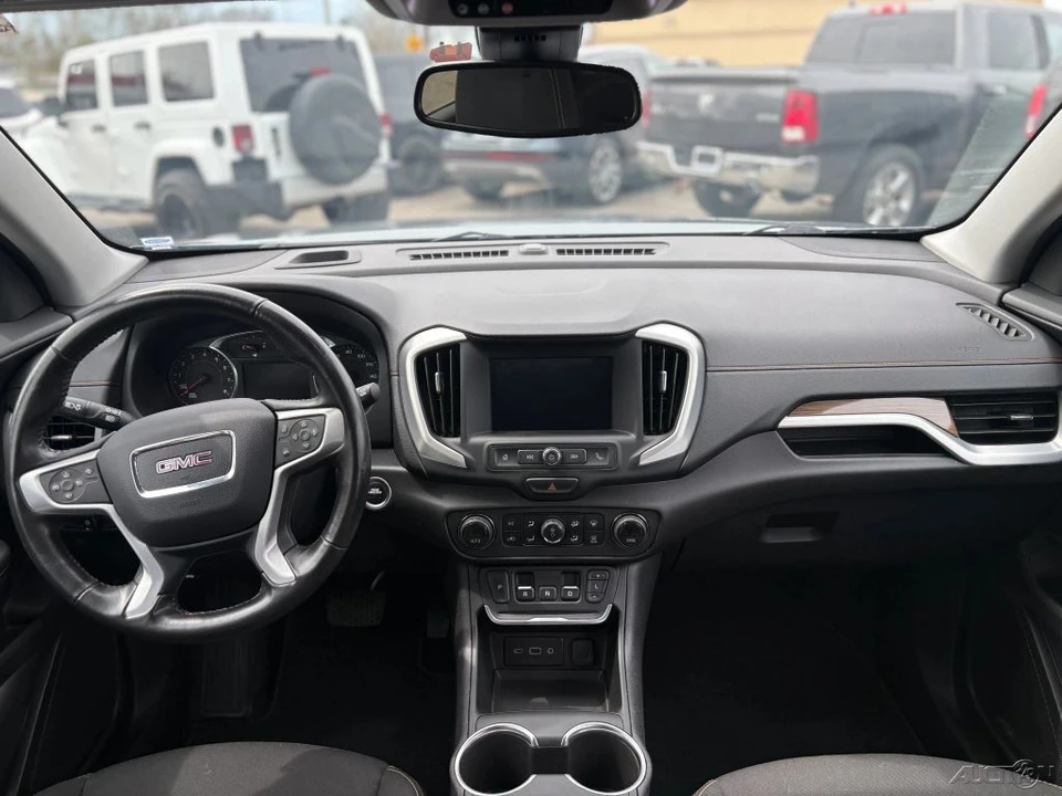 2020 GMC Terrain - Image 19 of 21