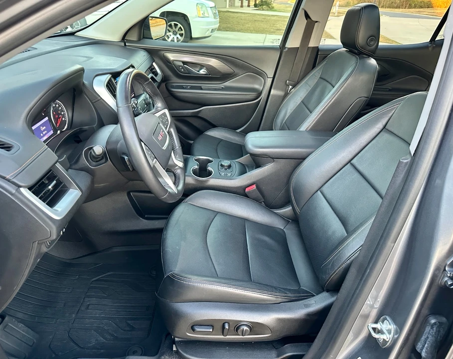 2020 GMC Terrain - Image 12 of 21