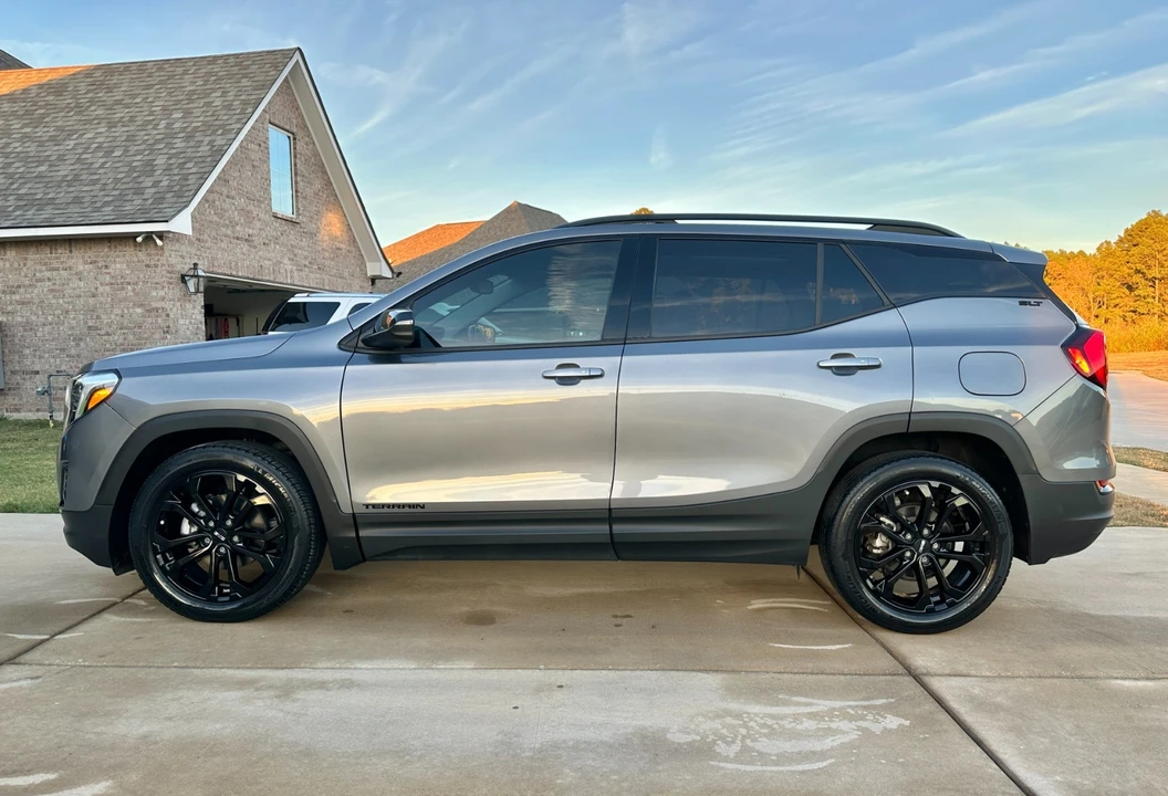 2020 GMC Terrain - Image 4 of 21