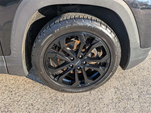 2020 GMC Terrain - Image 11 of 12