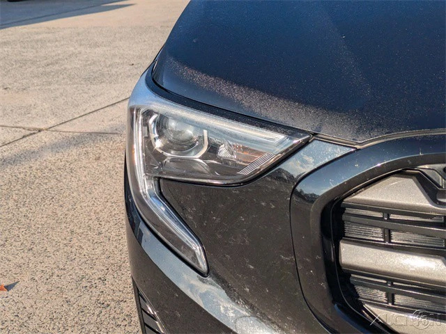 2020 GMC Terrain - Image 10 of 12