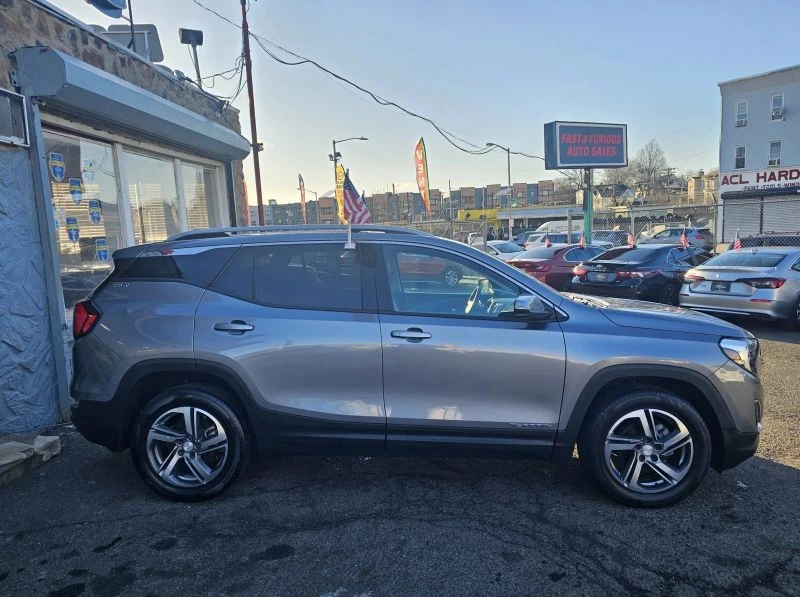2020 GMC Terrain - Image 4 of 12
